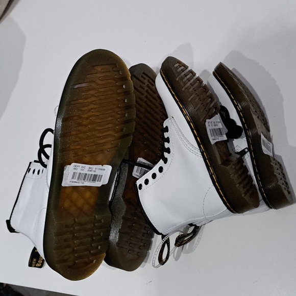 Dr. Martens Kids' 1460 Leather Boots - Picture 14 of 14